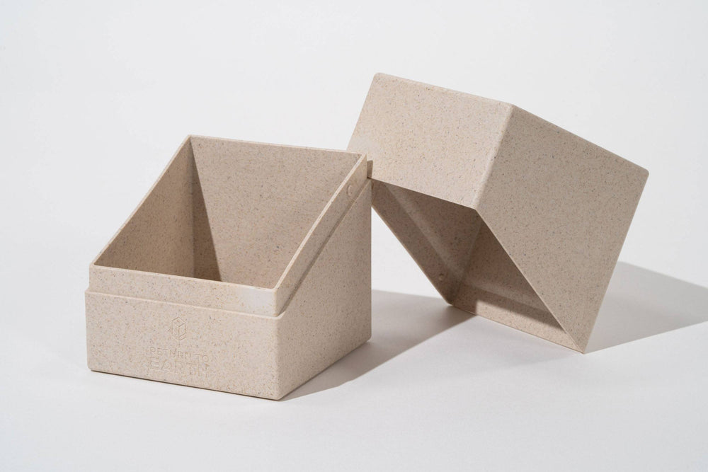 Ultimate Guard Return To Earth Boulder 100+ Deck Case Natural